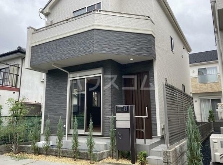 14/23 エントランス