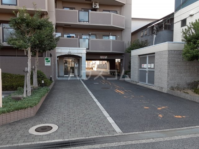 21/24 エントランス