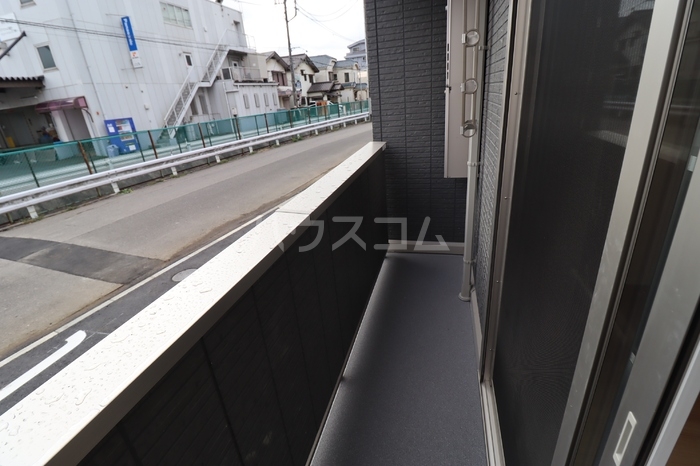 18/26 バルコニー