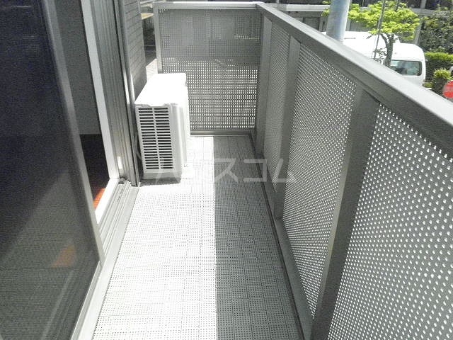 19/26 エントランス