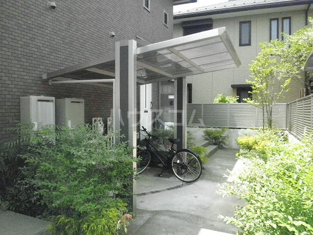 21/26 エントランス