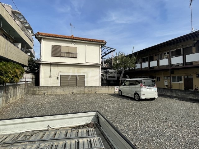 19/25 駐車場