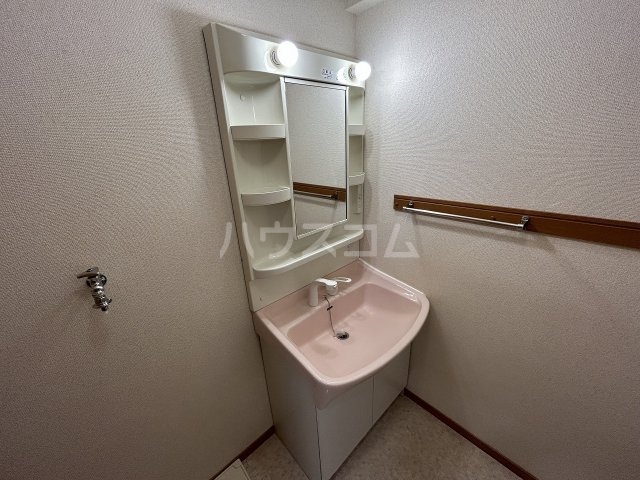 17/30 洗面