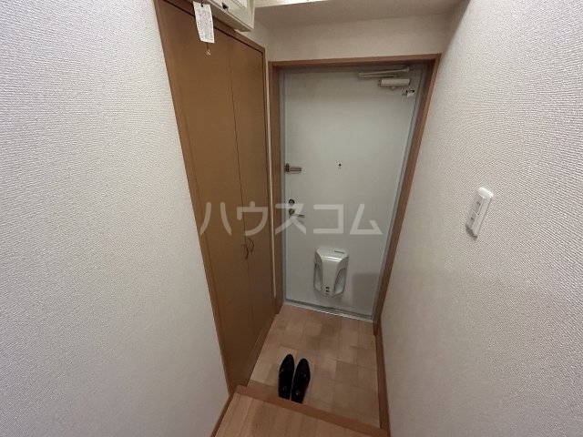 13/30 玄関