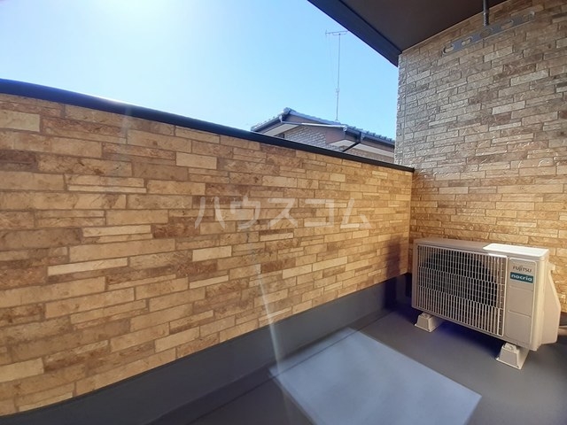 13/21 バルコニー