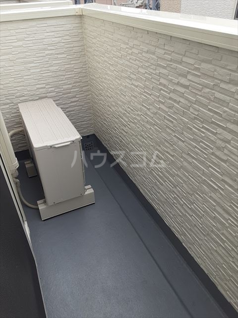 18/25 バルコニー