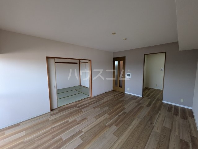 14/30 室内
