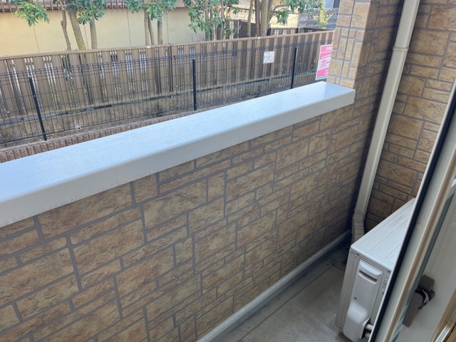 18/27 バルコニー