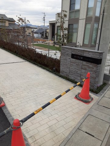 3/5 エントランス