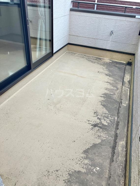 18/28 駐車場
