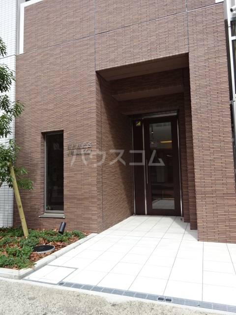 16/28 エントランス