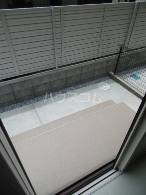 16/23 バルコニー