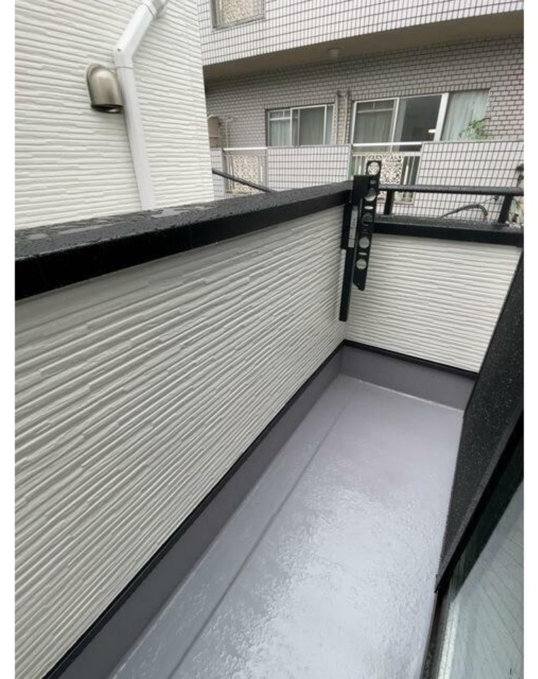 13/14 バルコニー