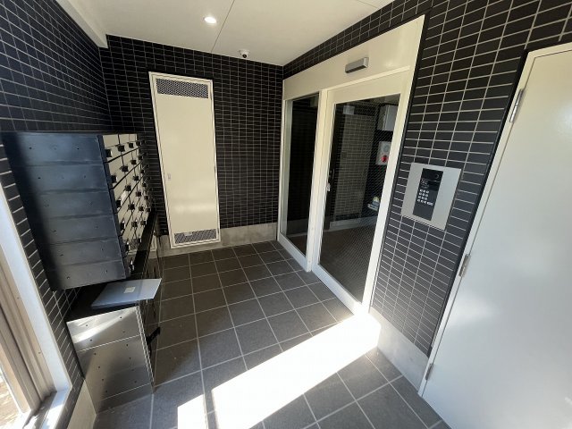 2/5 エントランス