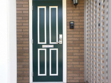 19/26 エントランス