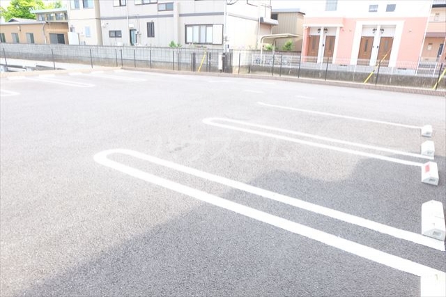 14/22 駐車場