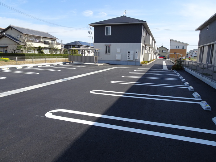 25/30 駐車場