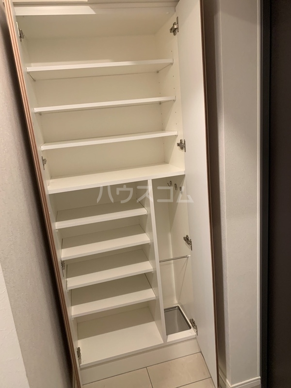 6/25 玄関