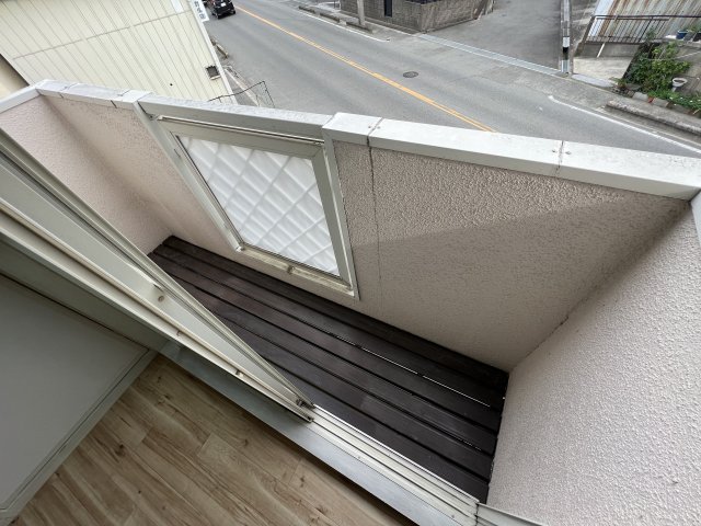 17/23 バルコニー