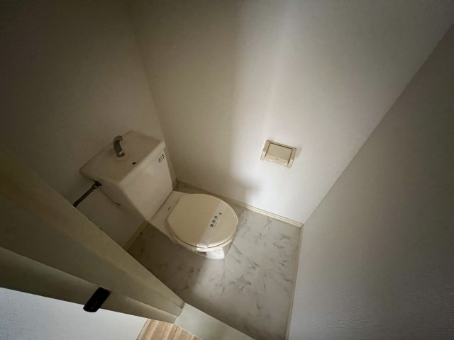 14/23 トイレ