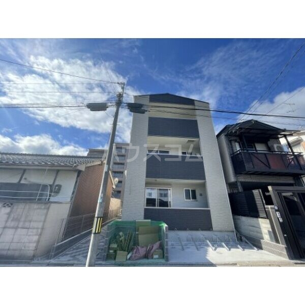 1/24 外観