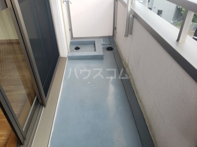 25/30 バルコニー