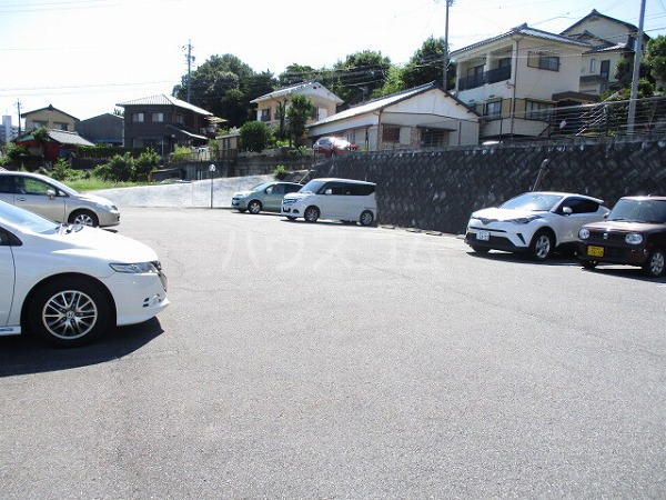 4/7 駐車場