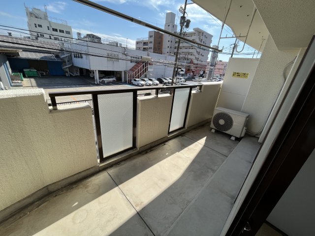 20/30 バルコニー