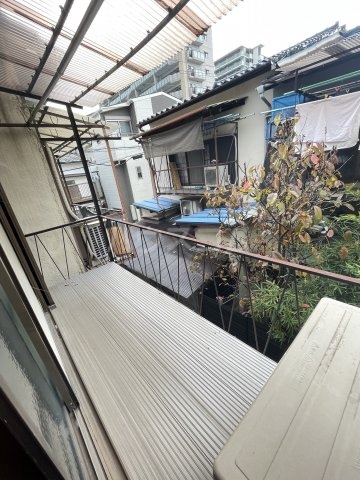 23/30 バルコニー