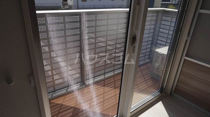 13/20 バルコニー