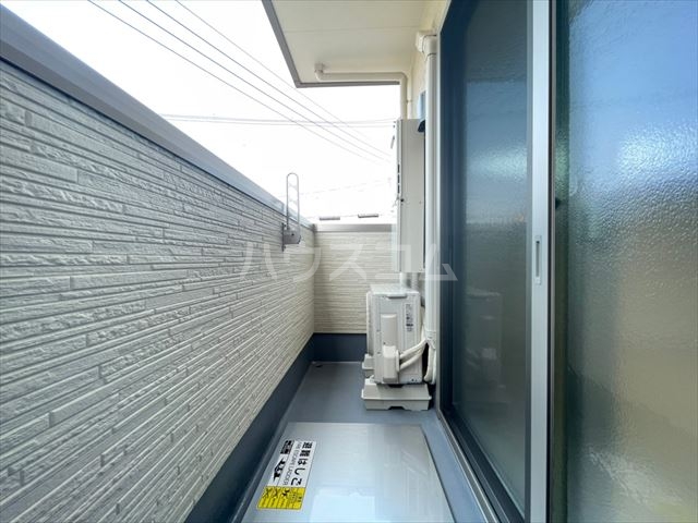 18/27 バルコニー