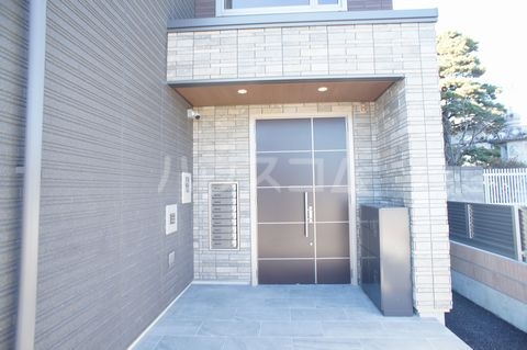 2/5 エントランス