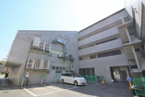 21/24 エントランス