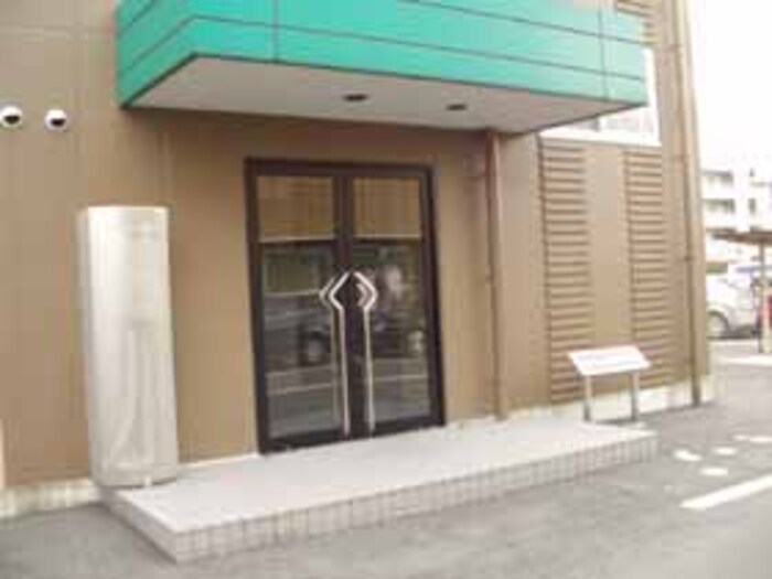 15/17 エントランス