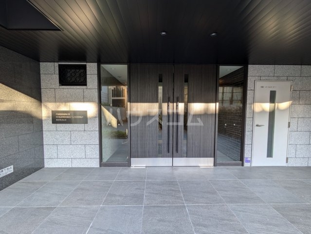 15/24 エントランス