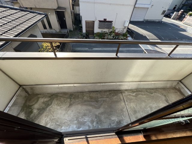 17/23 バルコニー