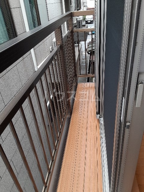 18/25 バルコニー