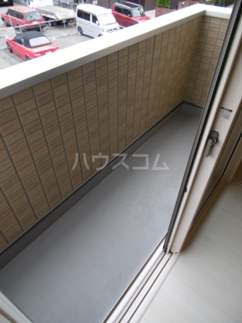 19/27 バルコニー