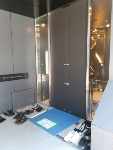 3/5 エントランス