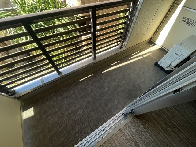 19/30 バルコニー