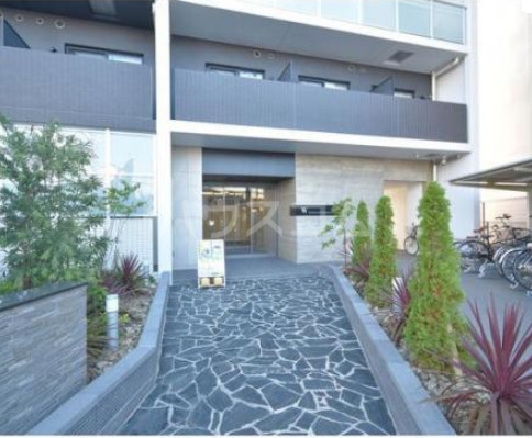 14/21 エントランス