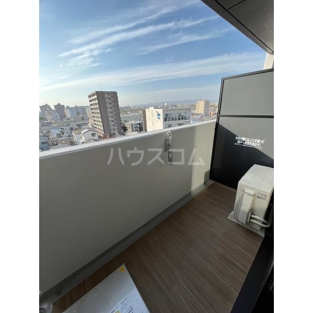 13/22 バルコニー