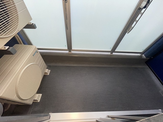 20/30 バルコニー