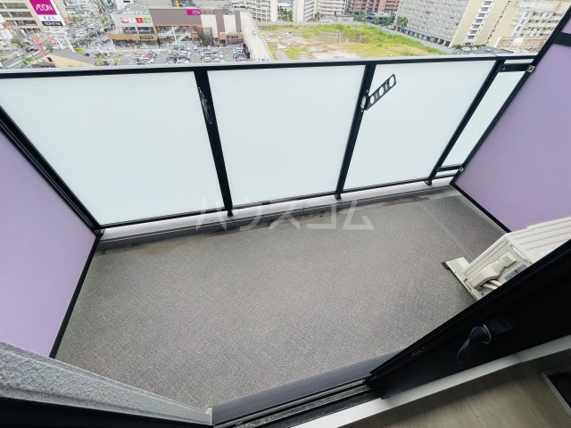 14/30 バルコニー
