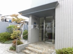 19/30 エントランス