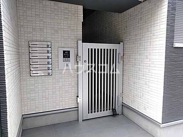 8/22 玄関