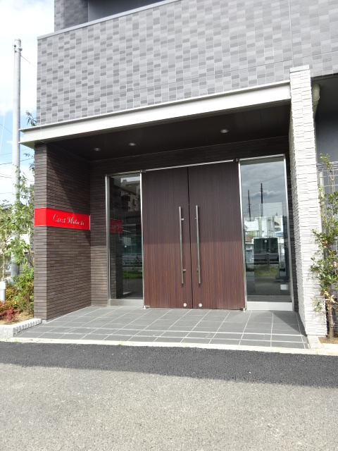 20/30 エントランス