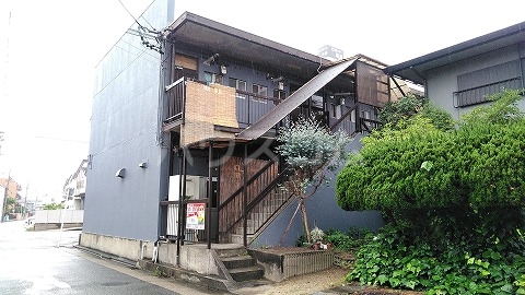 17/25 エントランス