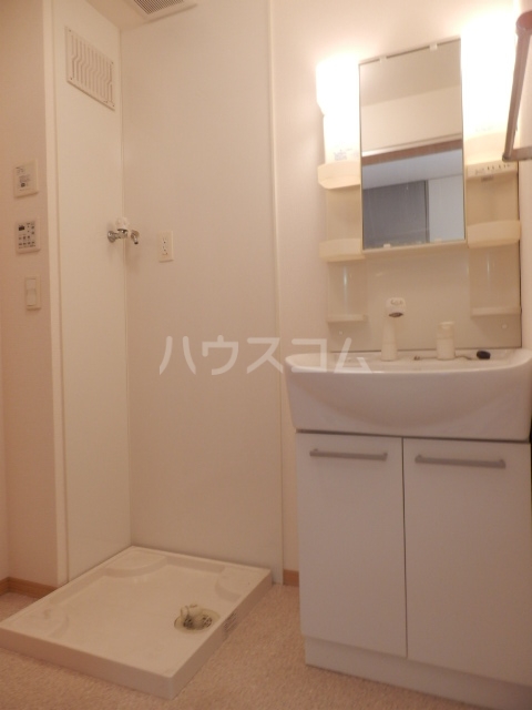 15/30 洗面