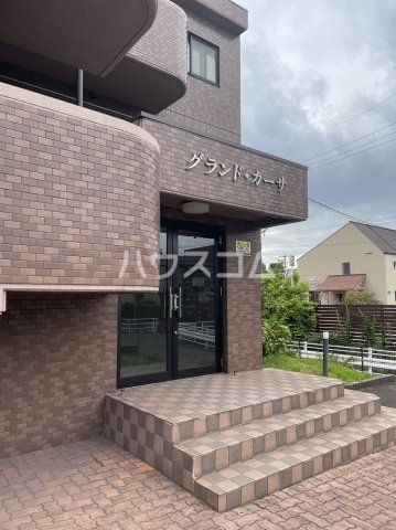 3/4 エントランス